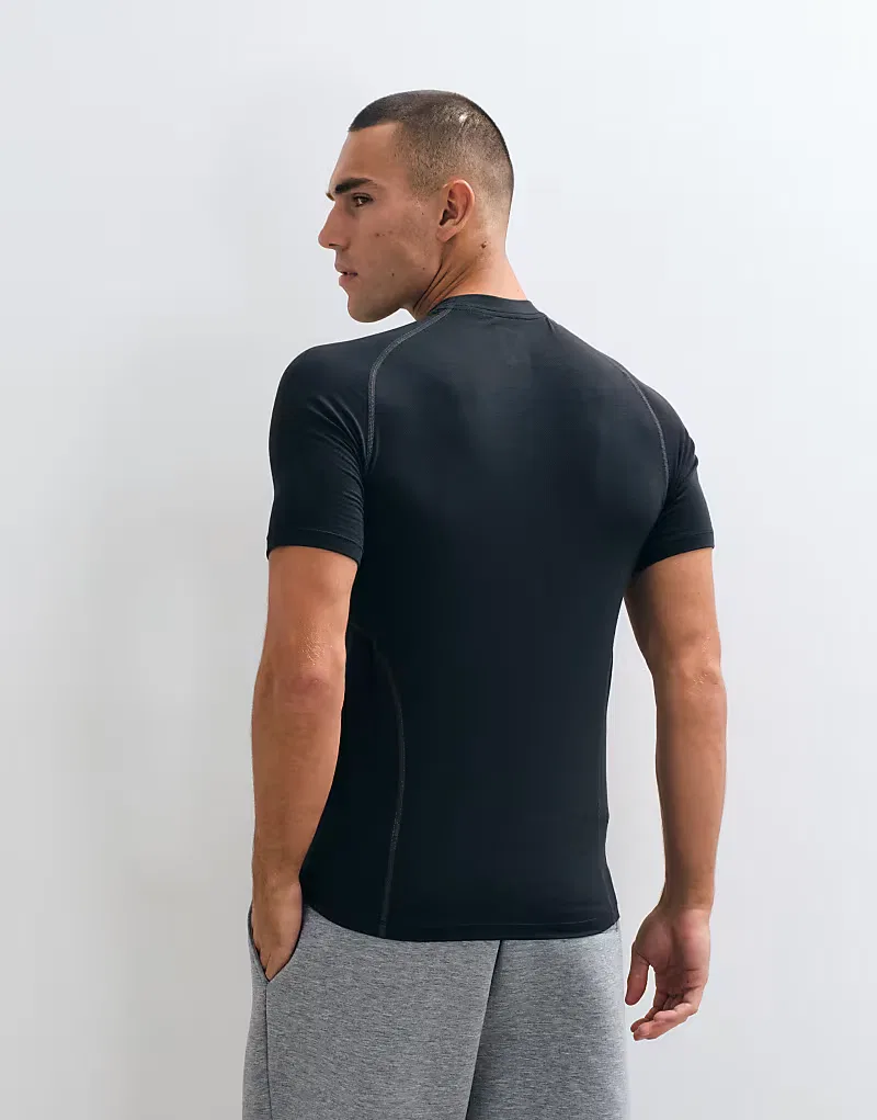 Футболка Nike Tech Pro с логотипом на груди, облегающего кроя, черный — фото 4