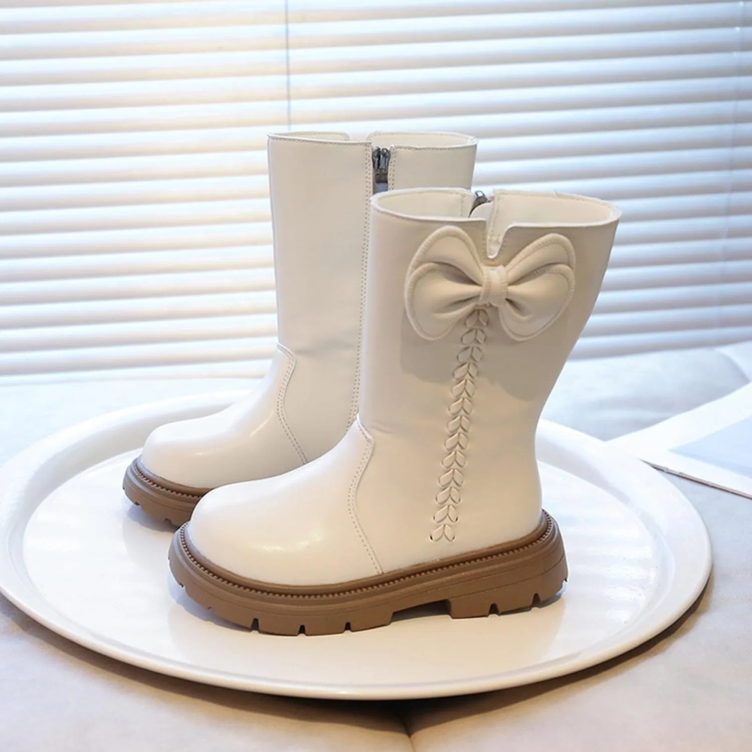 Детские ботинки для девочек с принтом, модель Girls Knee Length Boots Mid Calf Riding Boots PU Leather Zipper Punk Goth Boot Fall Winter Bowknot Combat Boot Little Big Kid, White — фото 3