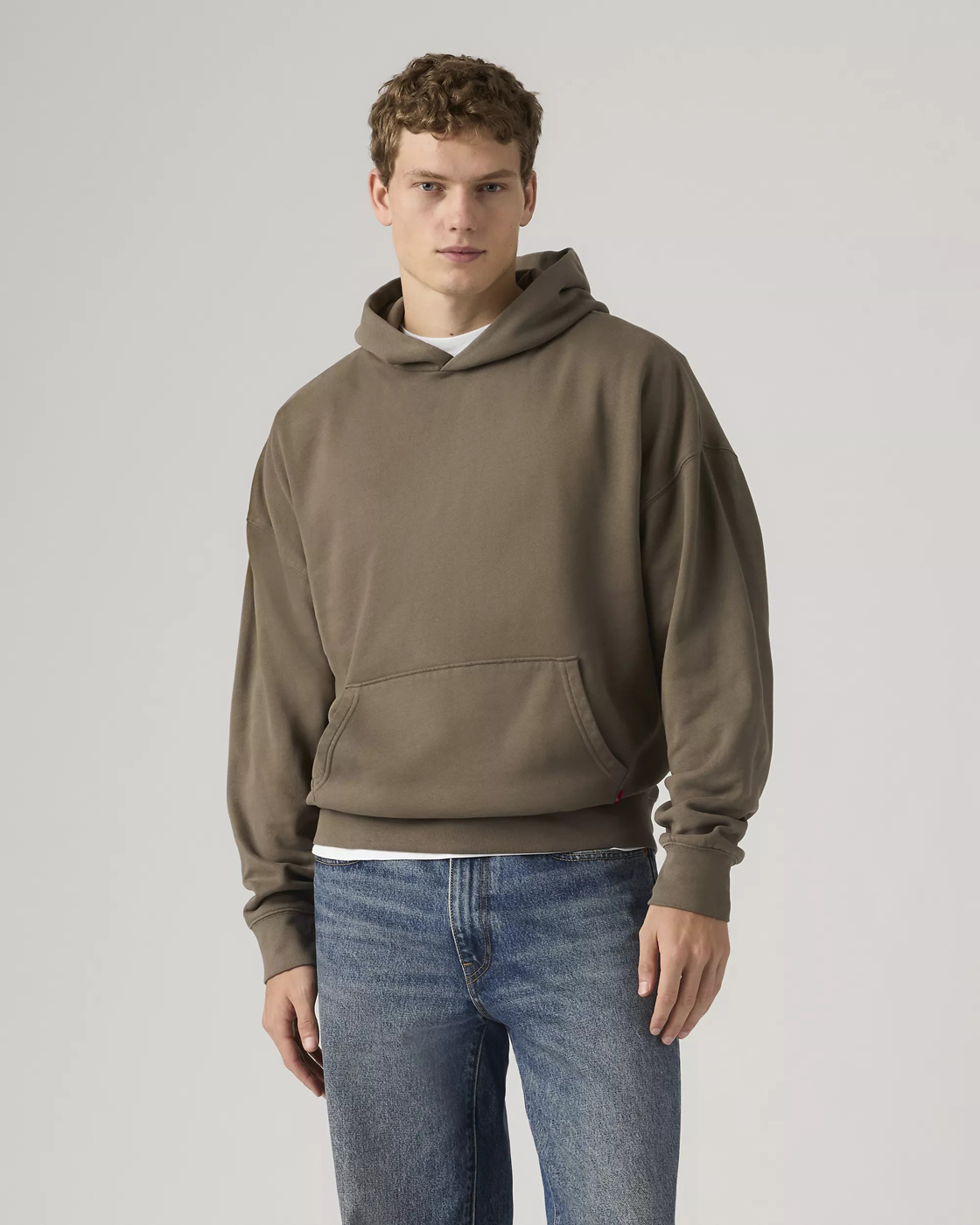 Худи Levi's Soft Boxy Garment Dye, коричневый — фото 2