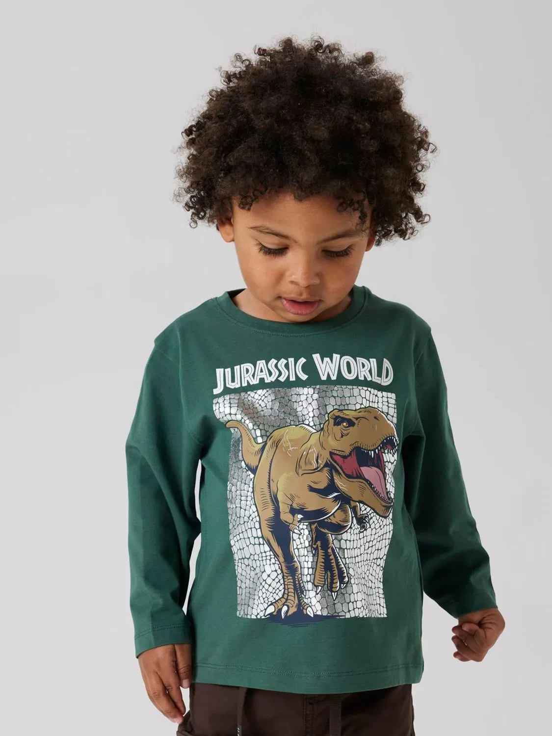 Футболка с принтом Jurassic World Name It, зеленая — фото 3
