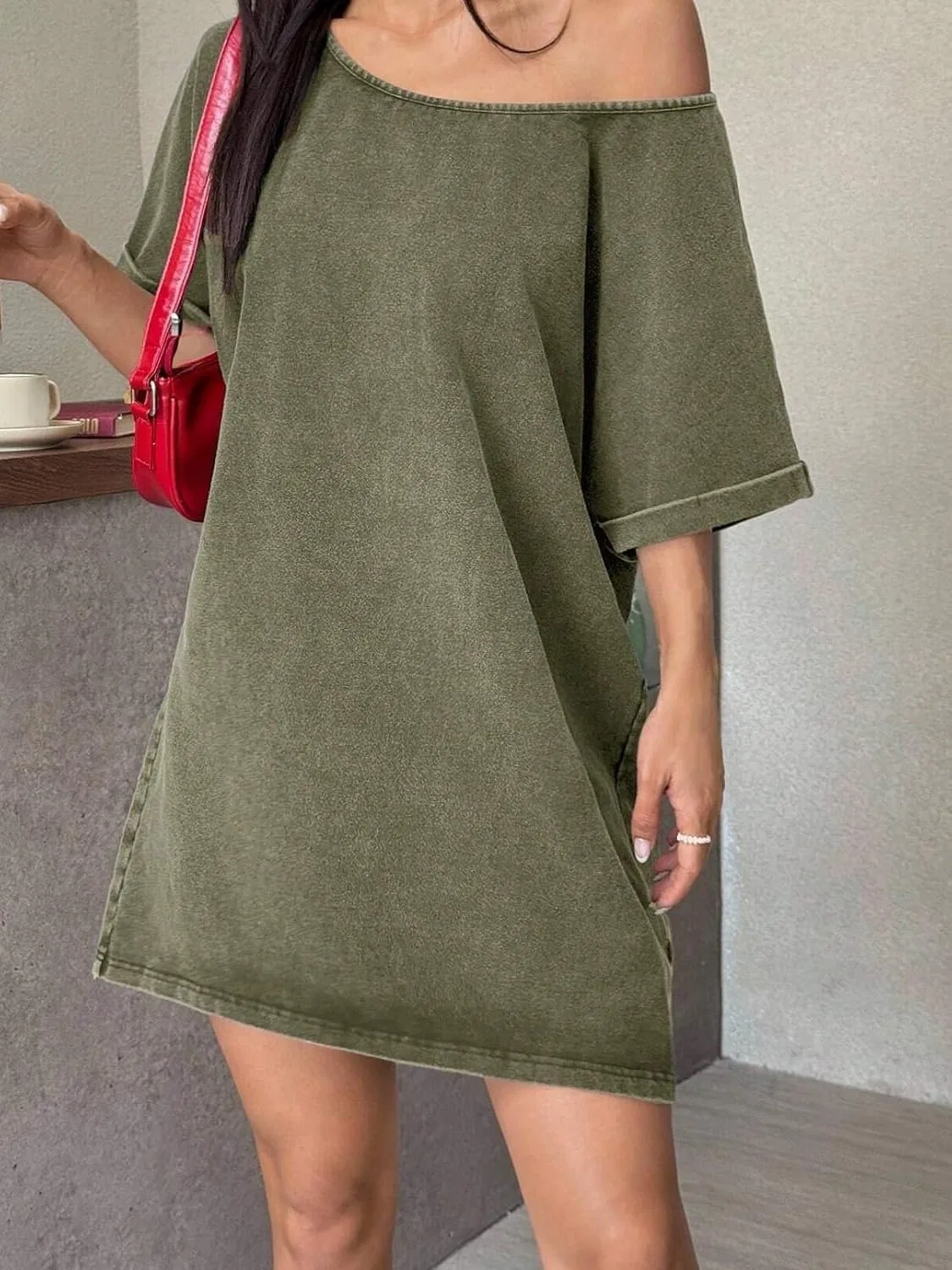 Женское повседневное платье свободного кроя с асимметричным плечом, Army Green — фото 2