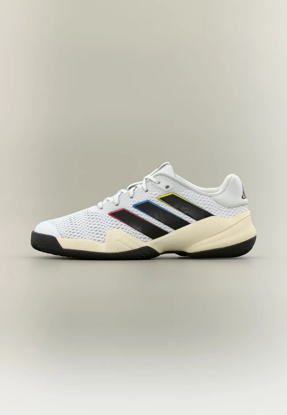 Кроссовки Barricade k унисекс - теннисные кроссовки для разных типов кортов Adidas Performance, Footwear White/Core Black