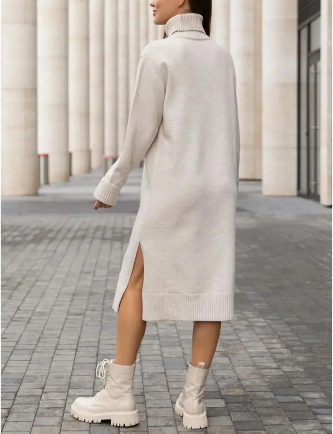 Женское вязаное платье с высоким воротом водолазка Oversized, Apricot — фото 3