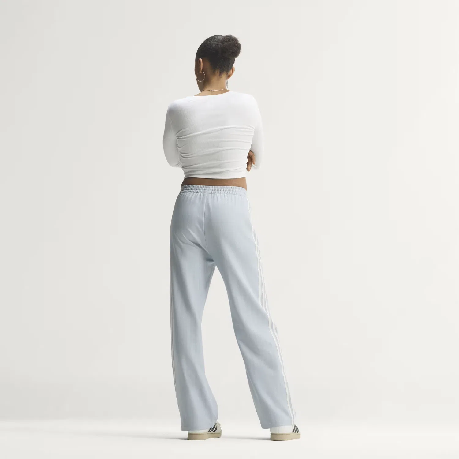 Женские спортивные брюки с фактурной вязкой Trackpant OG Tweed Adidas Originals, Crystal Sky — фото 2