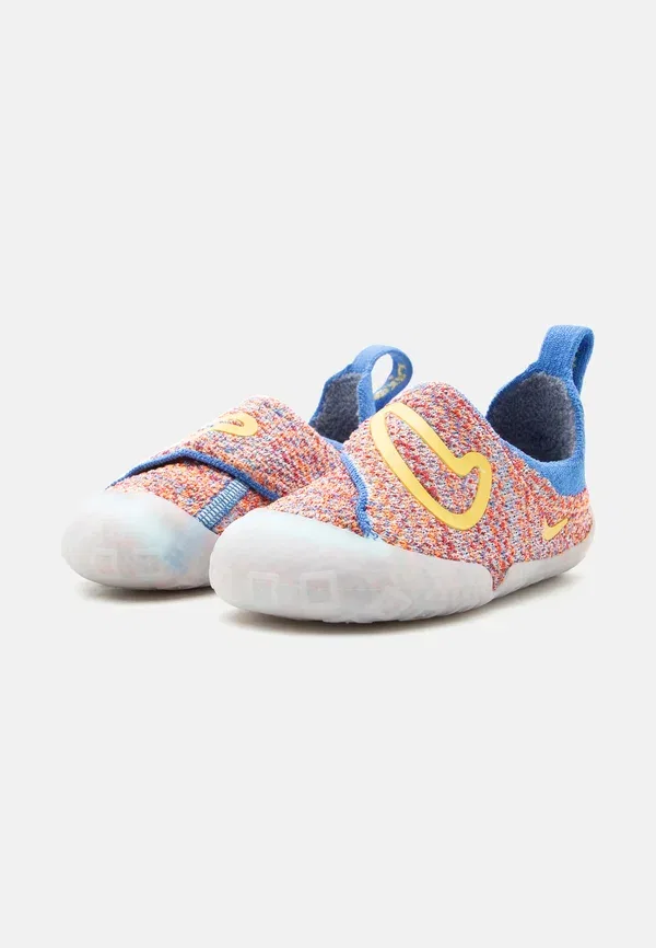 Кроссовки Nike Sportswear, красный/синий/оранжевый/голубой — фото 4