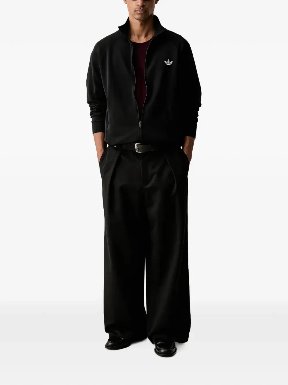 Толстовка на молнии с вышитым логотипом и рукавами реглан adidas, черный — фото 2