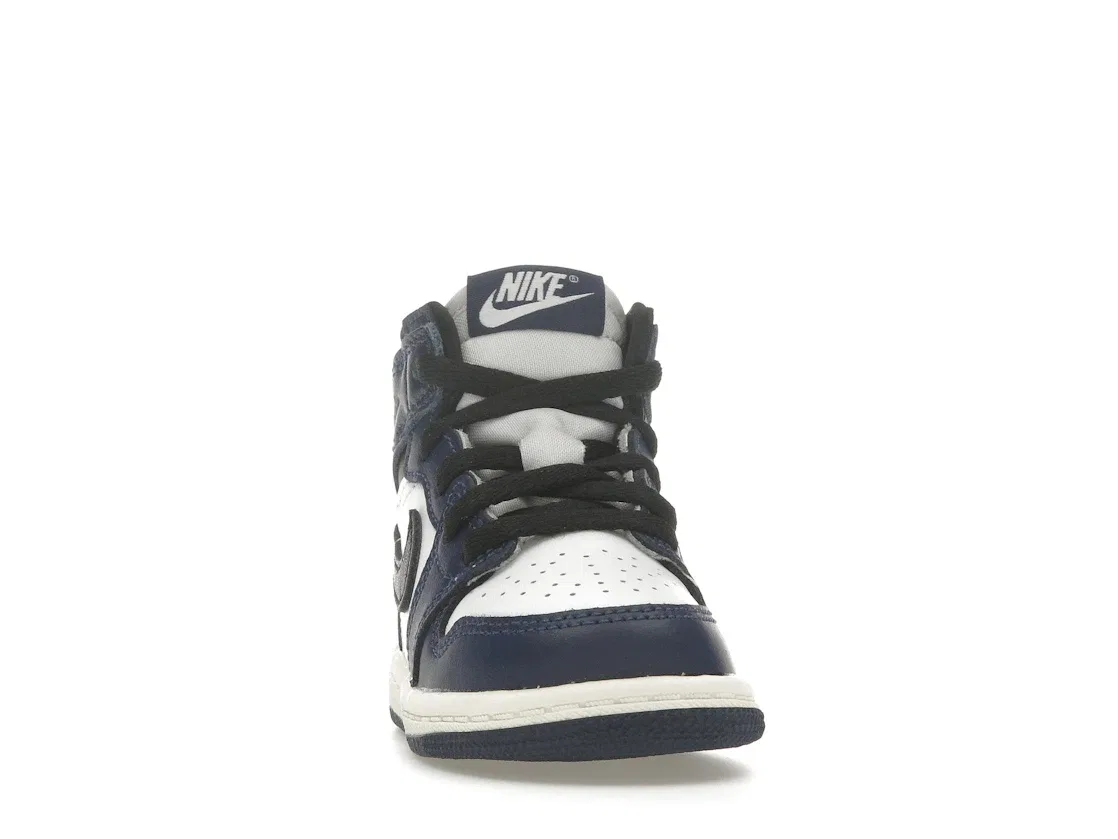Детские кроссовки высокие с классическим дизайном Jordan 1 Retro High OG, Midnight Navy/Black/White/Sail — фото 2