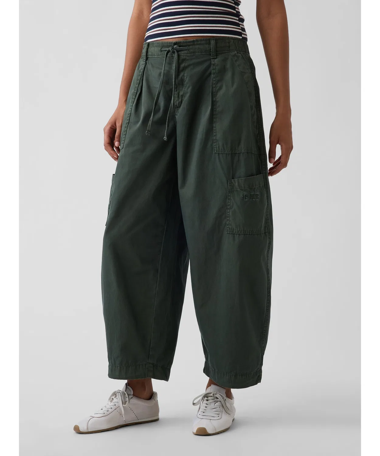 Женские свободные брюки-парашют с завязками GAP, Black — фото 2