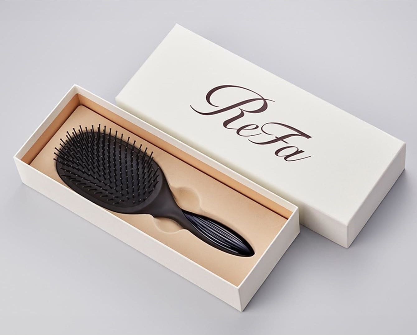 Расческа массажная ReFa Paddle Premium with Shopping Bag — фото 4