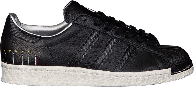 

Кроссовки Adidas Sneakersnstuff x Superstar 'Camera', черный