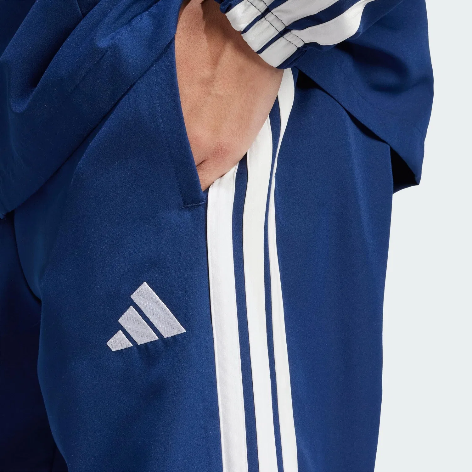 Мужской спортивный костюм с принтом 3-Streifen Woven Adidas, Dunkelblau / Weiss / Navyblau — фото 4