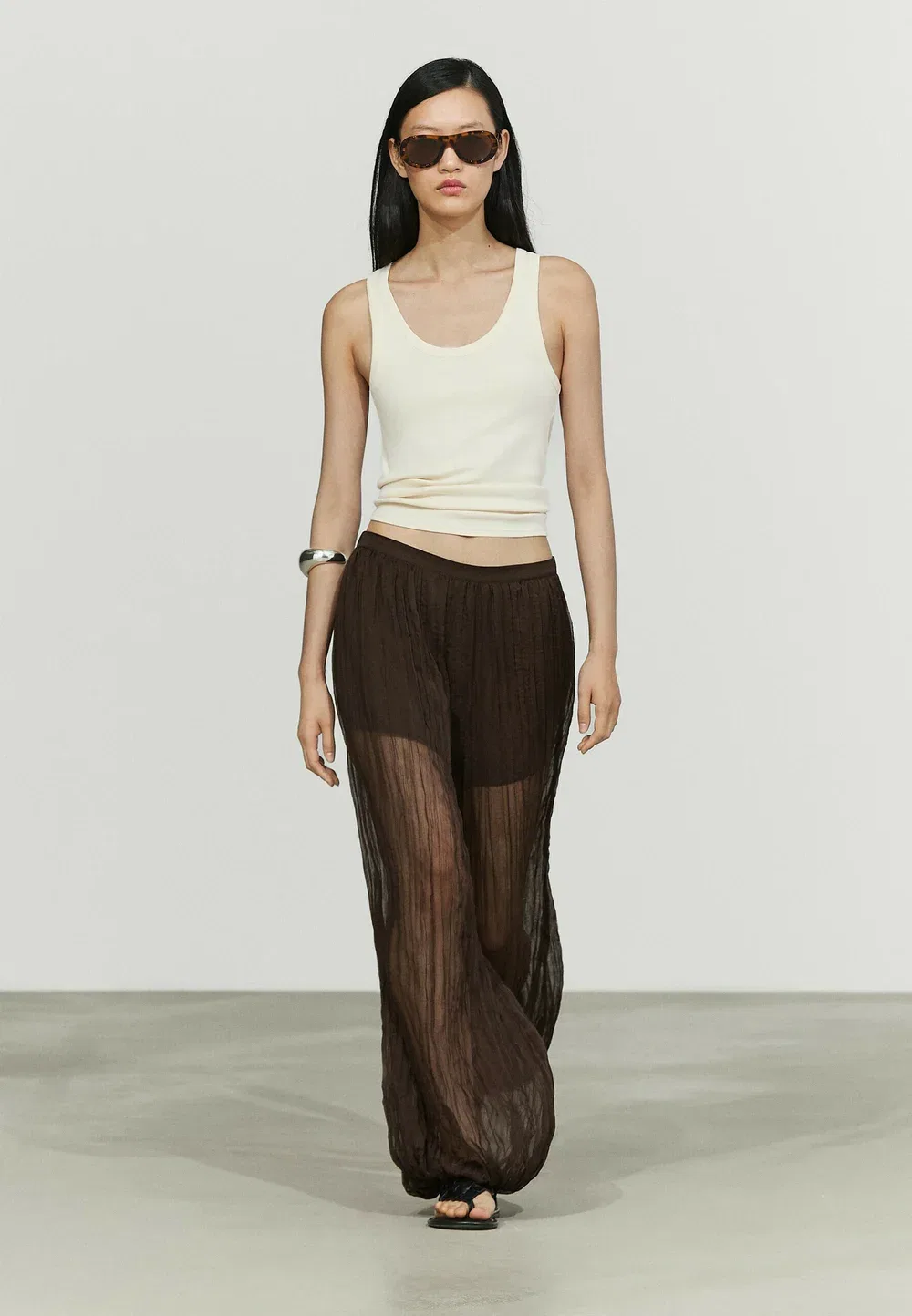 Образ в целом: струящиеся брюки Massimo Dutti, Dark Brown