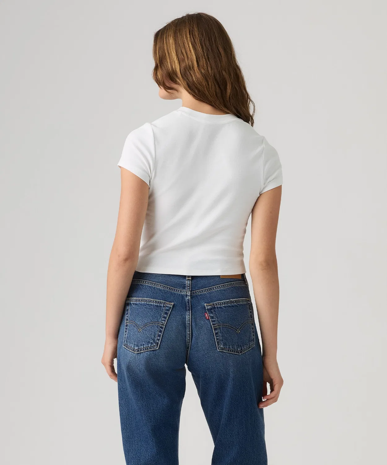 Женская футболка с коротким рукавом хлопковая Essential Baby T-Shirt Levi's, White — фото 2