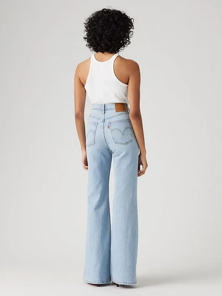 Женские джинсы клеш Ribcage Levi's, Light Blue — фото 4