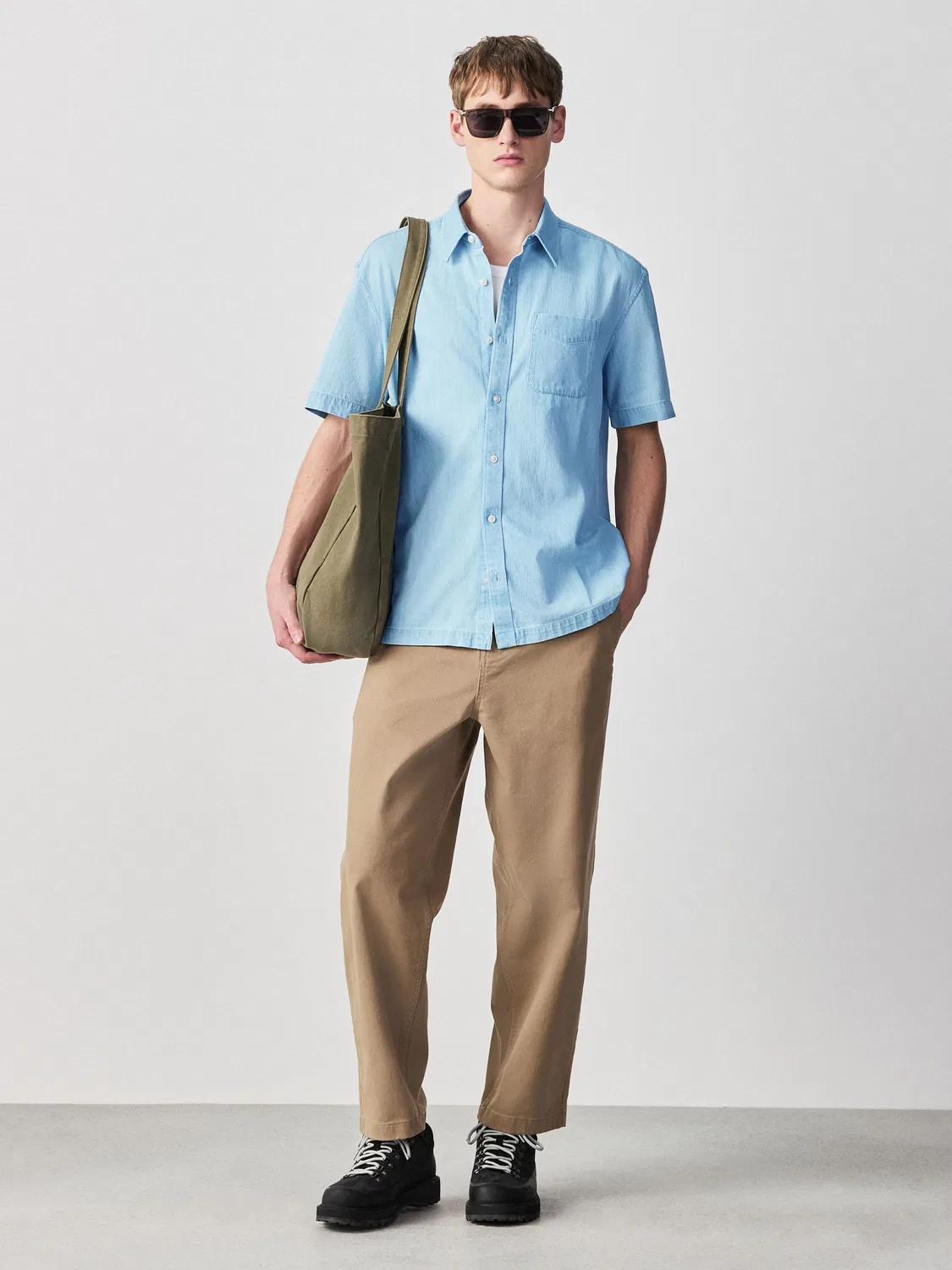 Джинсовая рубашка Bleach Relaxed Fit Denim Pocket Short Sleeve Shirt Next, Bleach — фото 2