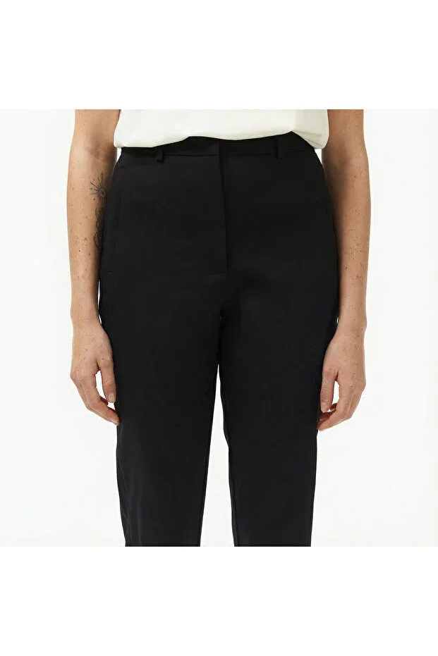 Брюки женские Lacoste, Black — фото 4