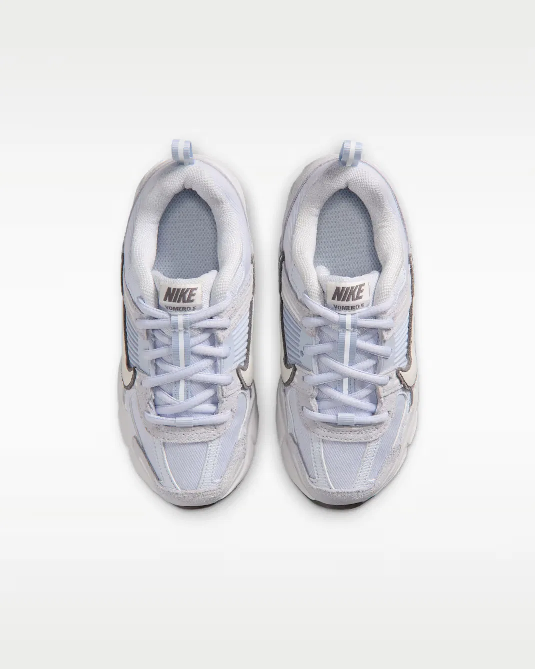 Детские кроссовки (классические шнурки) Nike Vomero 5, Football Grey/Pencil Point/Summit White — фото 4