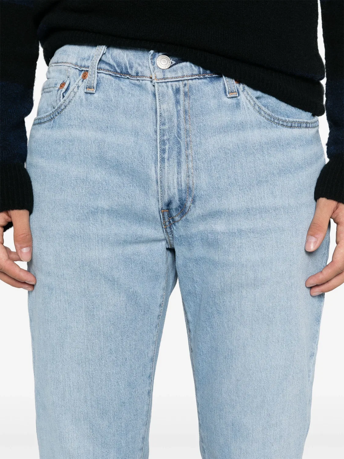 Levi's Джинсы Slim-Fit светло-голубого цвета — фото 4
