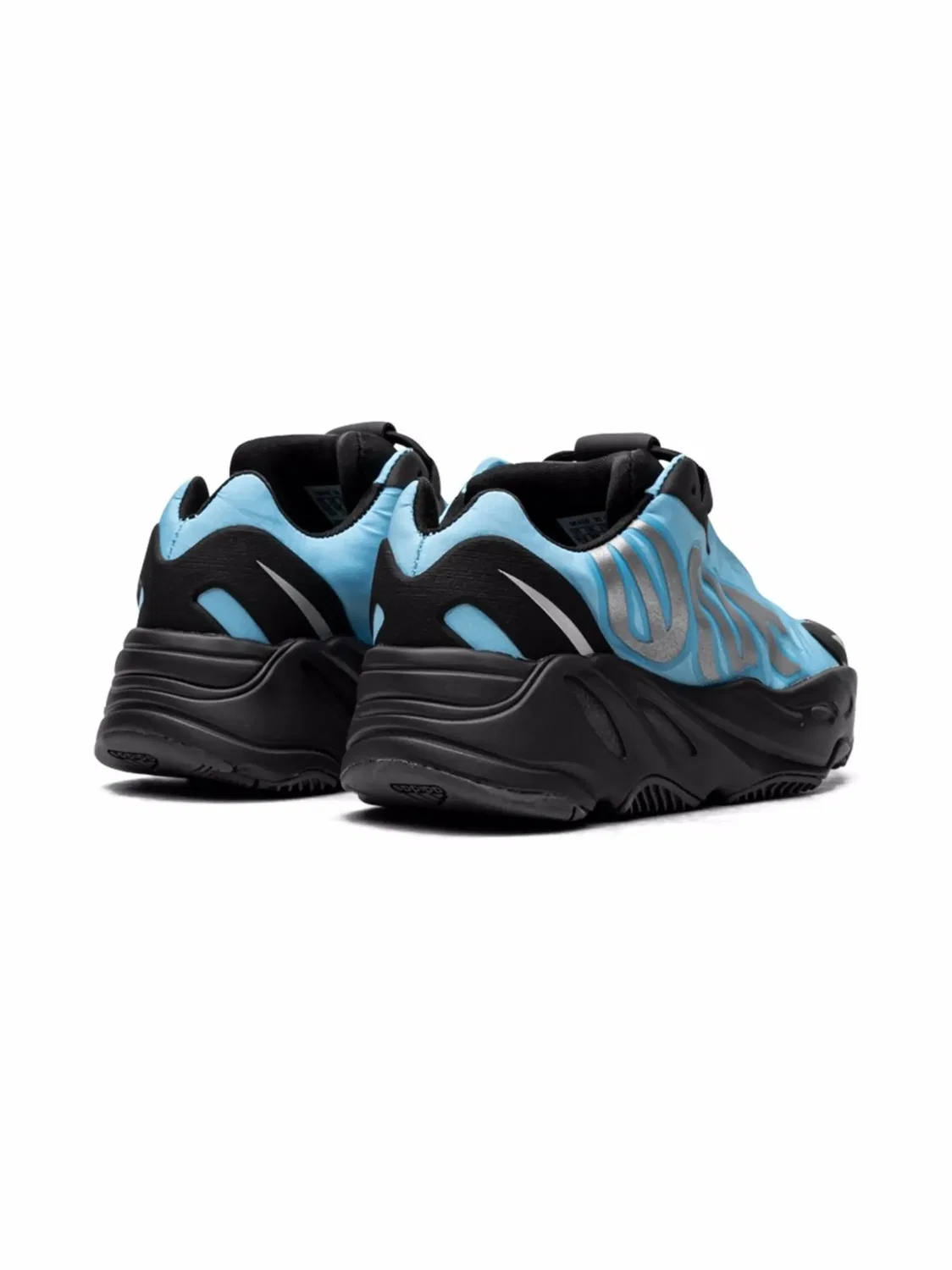 Кроссовки Yeezy Boost 700 MNVN Bright Cyan Adidas, синий — фото 3