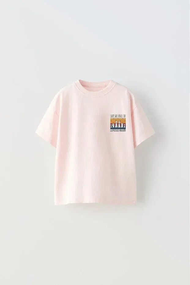 Детская футболка для мальчиков с принтом Life is full of important choices - chess design The Champ Clothing, Pink — фото 2