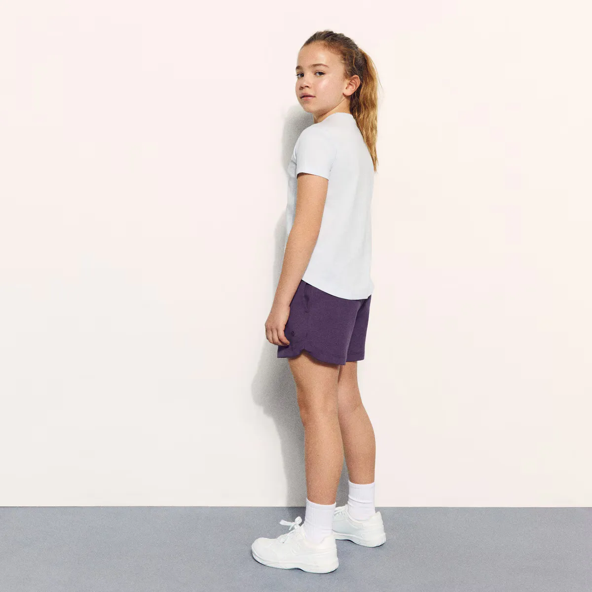 

Футболка Sportcasual для девочек Boomerang + короткий комплект, пурпурный