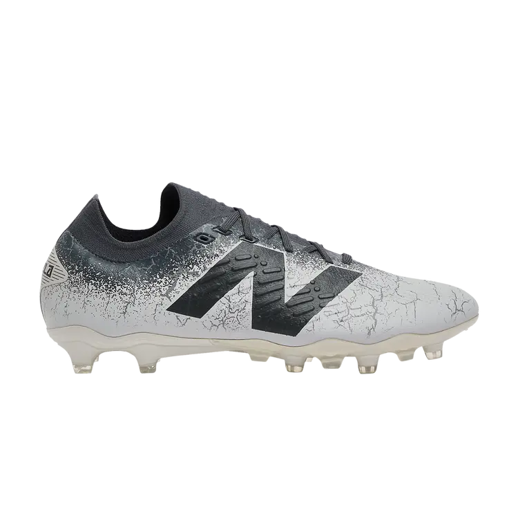 

Кроссовки New Balance Tekela v4+ Pro Low FG, серый