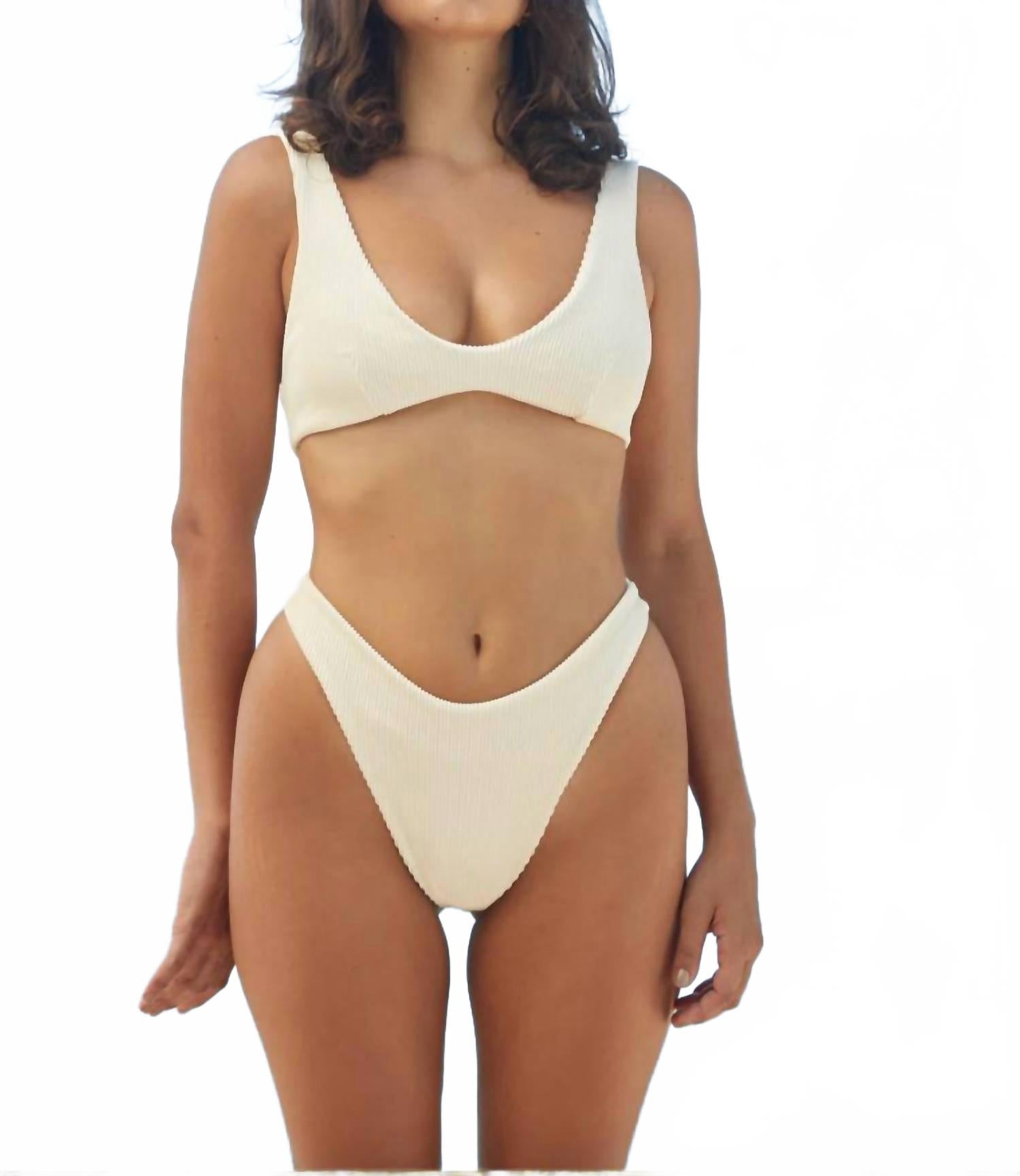 

Ribbed Beta Bottom In White Clay Haight