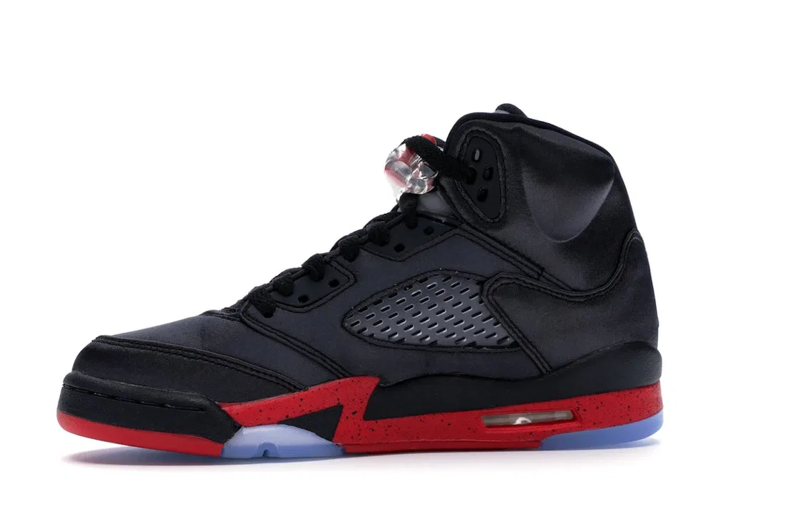 Детские кроссовки с сатиновым верхом Jordan 5 Retro, Black/University Red — фото 3