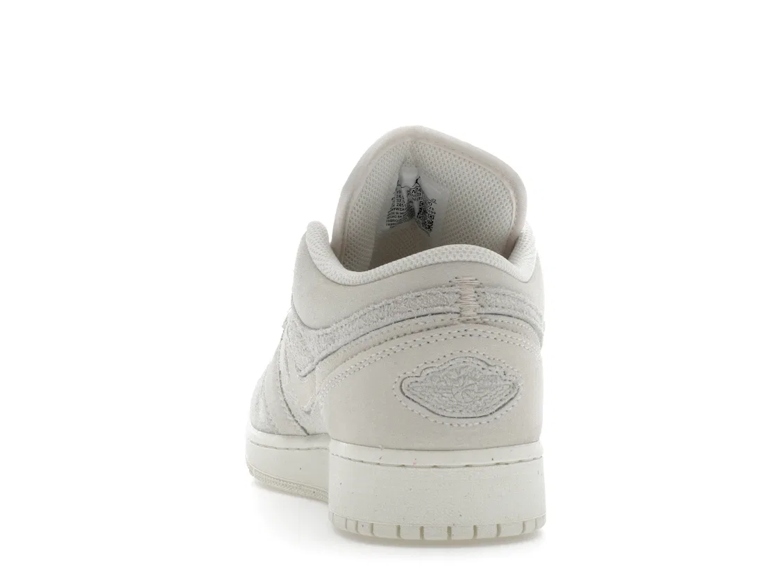 Детские кроссовки Lifestyle с принтом Jordan 1 Low SE Craft Jordan, Pale Ivory/Legend Light Brown/Sail — фото 4