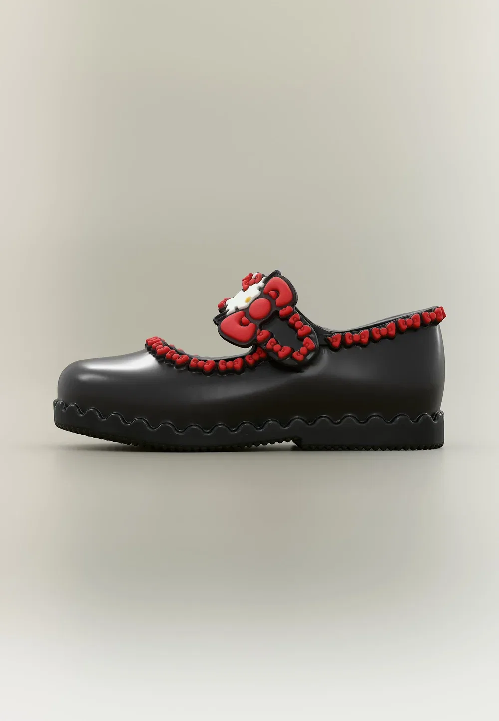 Балетки Hip x Hello Kitty и друзья с ремешком на щиколотке Mini Melissa, Black/Red