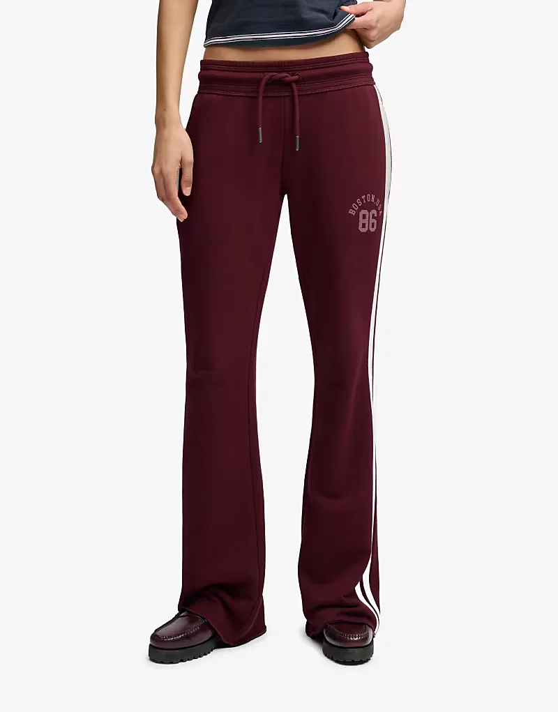 Спортивные брюки Superdry Athletic Essentials в полоску, расклешенные, ярко-красный — фото 4