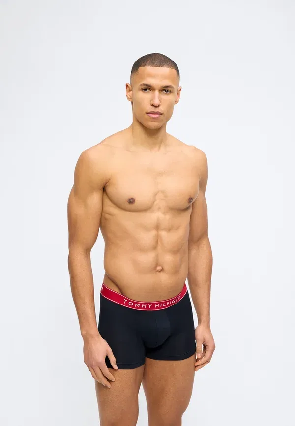 Комплект трусов из 3 штук Tommy Hilfiger, белый/красный — фото 4