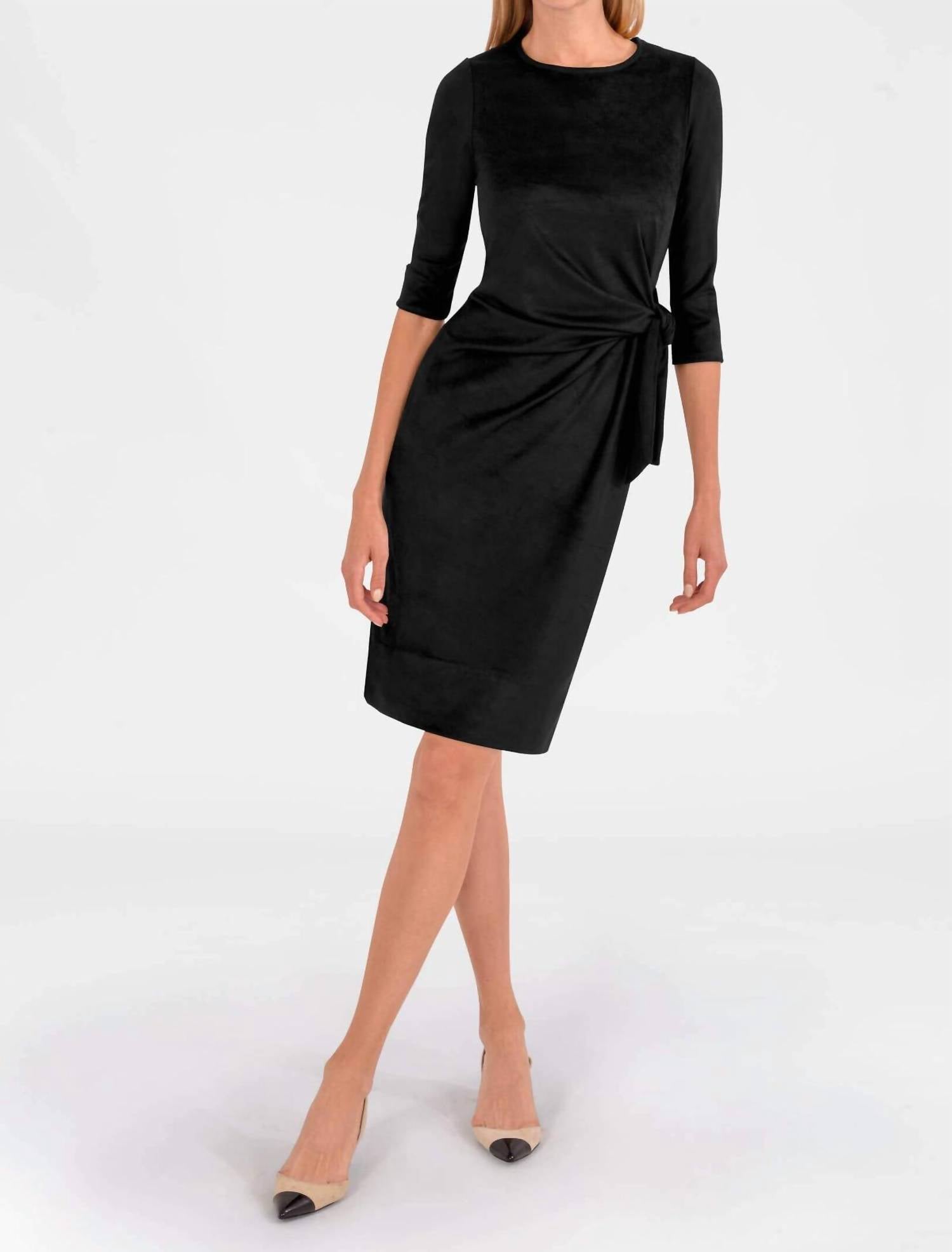 

Черное платье с завязками GRETCHEN SCOTT