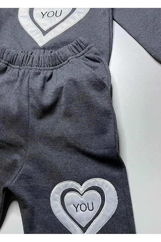 Детский комплект из свитшота и брюк с сердцем Kids Clup, Smoke Grey — фото 3