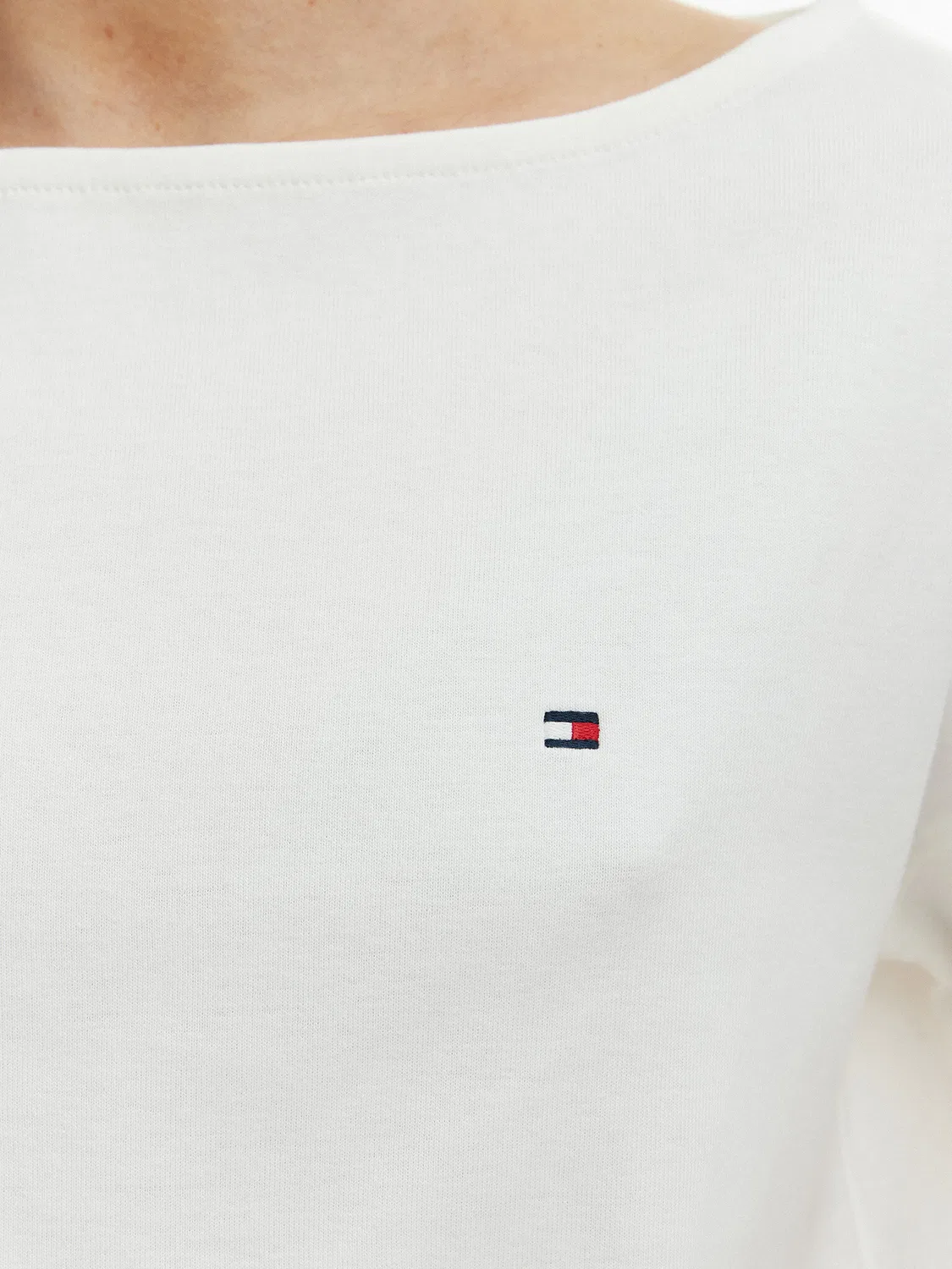 Женская футболка свободного кроя цвета экрю Tommy Hilfiger, кремовый — фото 4