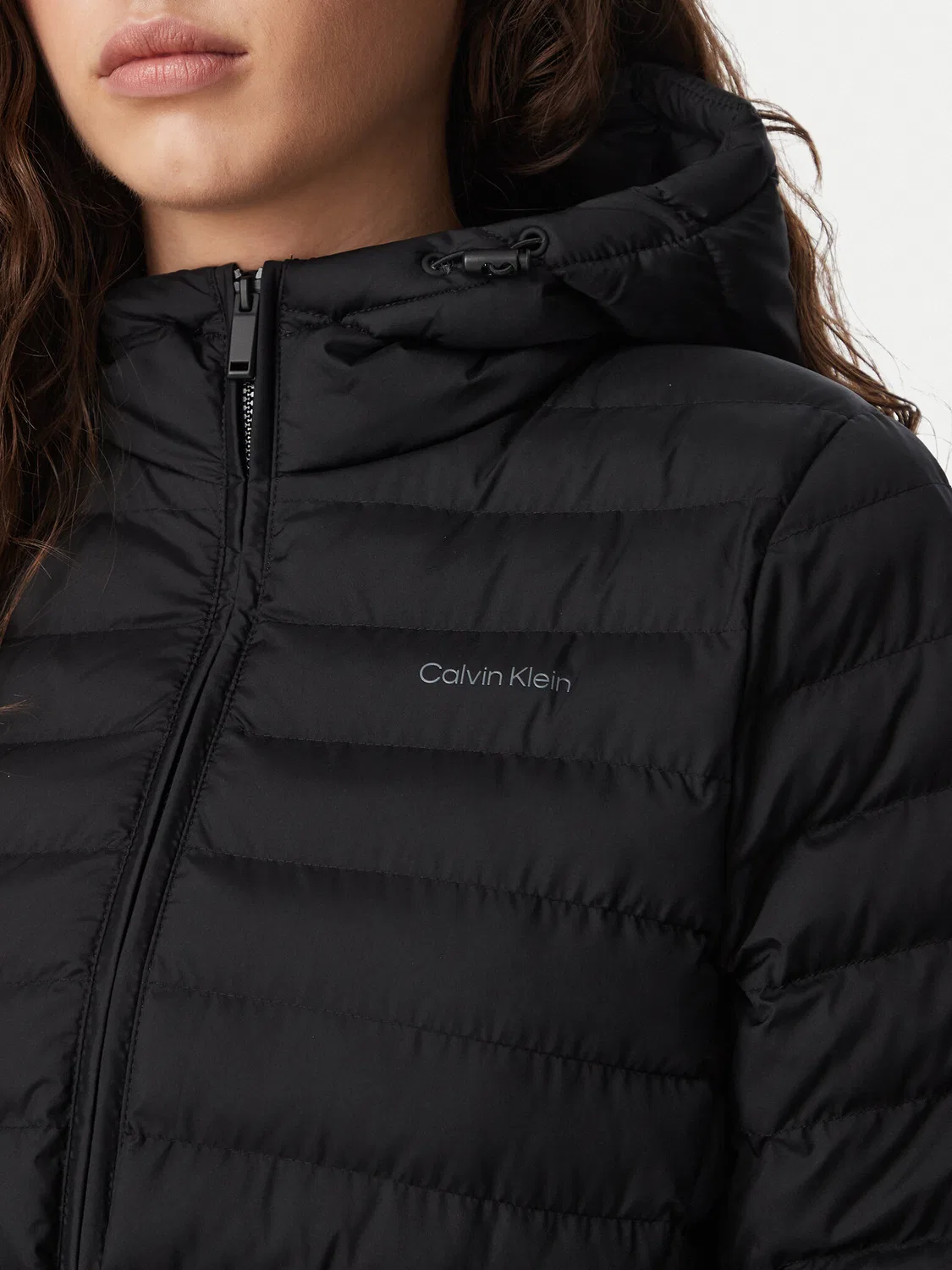 Женская демисезонная куртка стандартного кроя Calvin Klein, черный — фото 4
