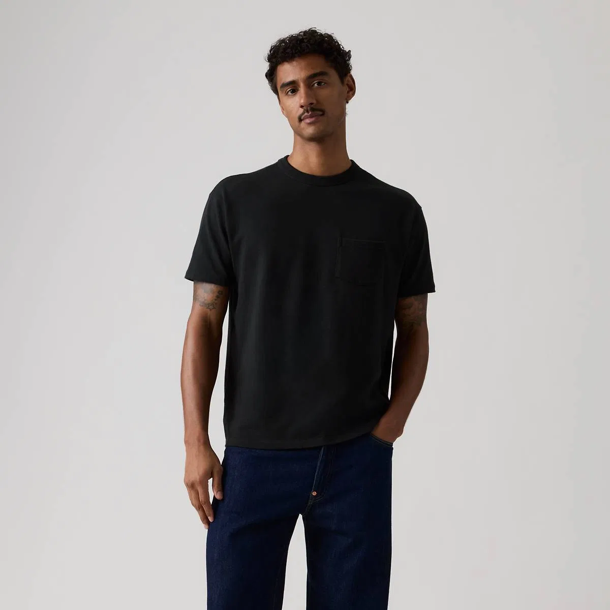Повседневная футболка 1960-х годов Levi's, Jet Black - Black — фото 3