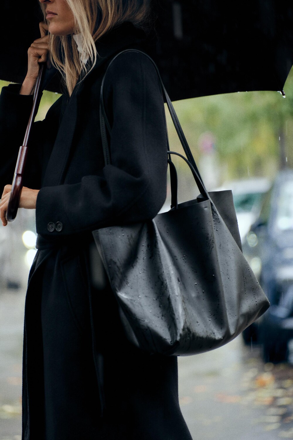 

Сумка-тоут с пряжкой ZARA, черный