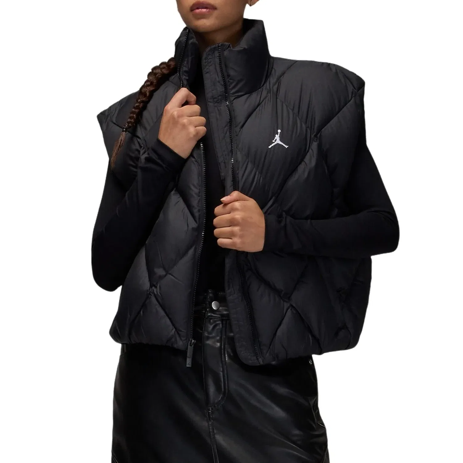 Женский жилет Air Jordan Brooklyn Therma-FIT Quilted Puffer Vest 'Black White' Jordan, Black/White — фото 3