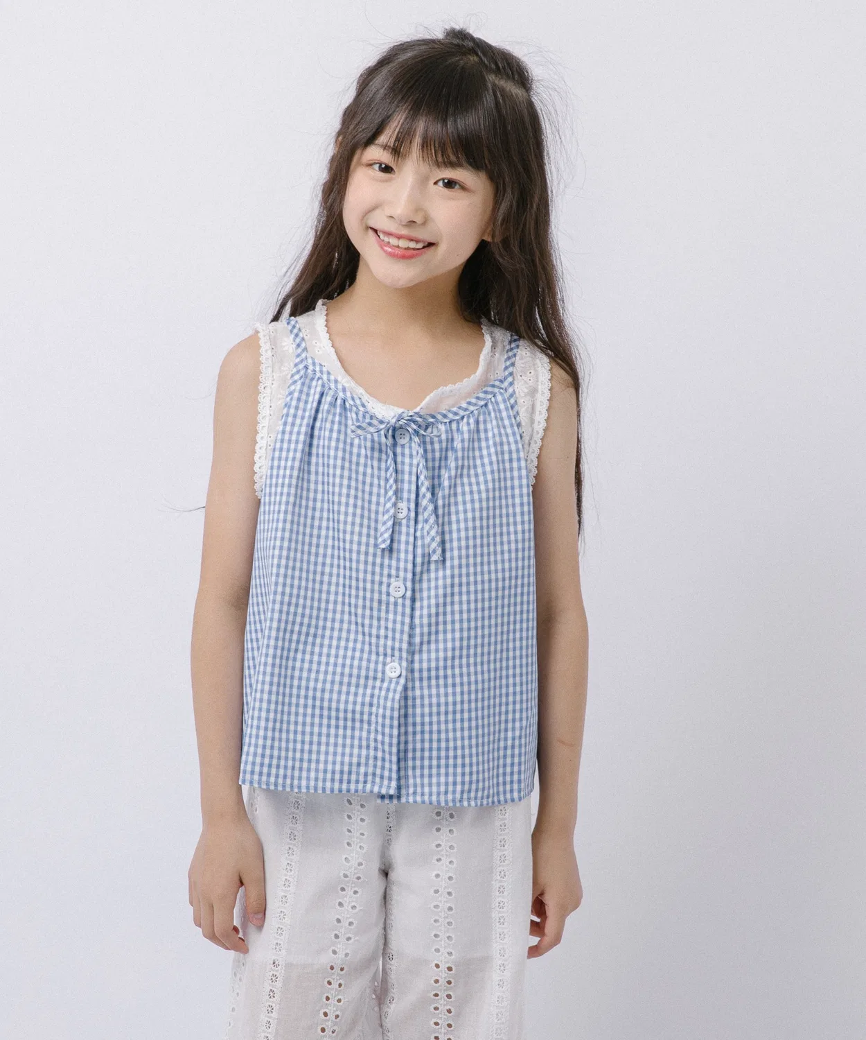 Детский комплект из топа на бретелях и брюк с кружевом, модель Gingham Check URBAN CHERRY, Blue — фото 2