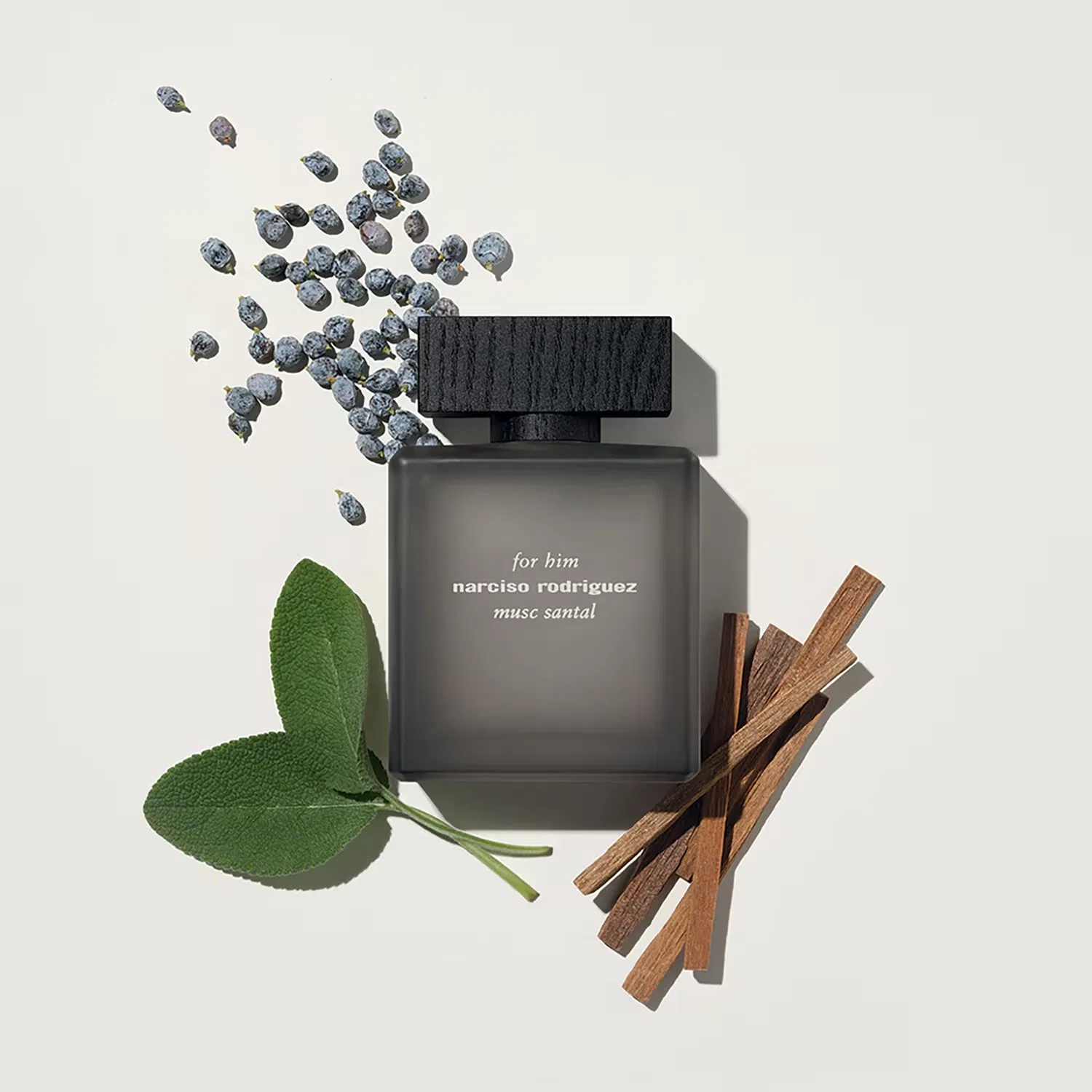 Парфюмированная вода 50 мл с мускусно-древесным ароматом NARCISO RODRIGUEZ — фото 3