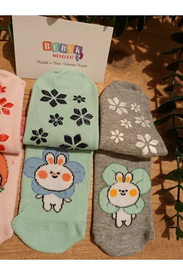 Детские носочки для девочек с принтом 4-Piece valeria girl non-slip sole booties baby socks Bebek Meselesi, Mixed Color — фото 4