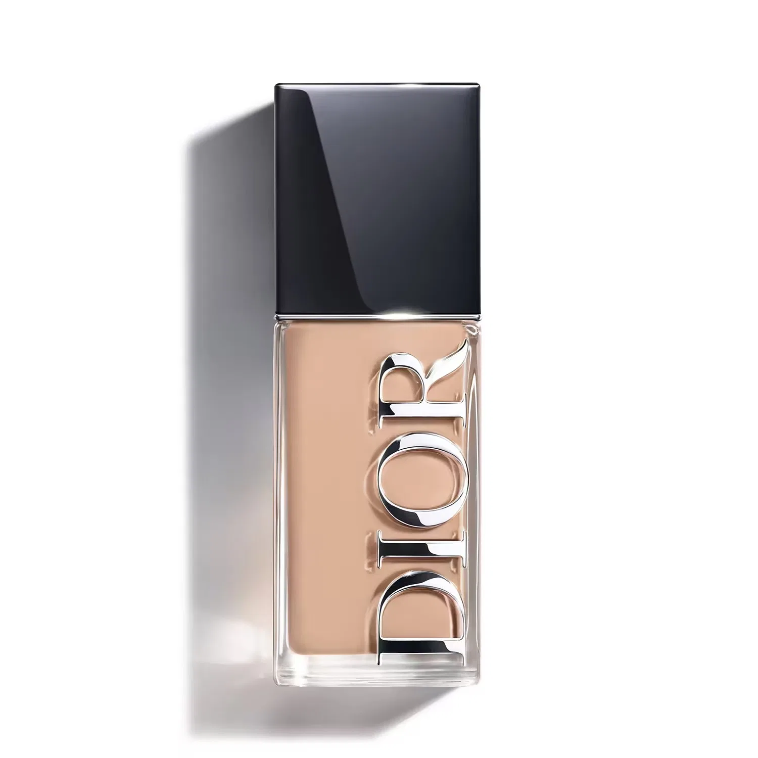 Тональная основа с сияющим финишем, 30 мл, с гиалуроновой кислотой, DIOR, 3 Cool