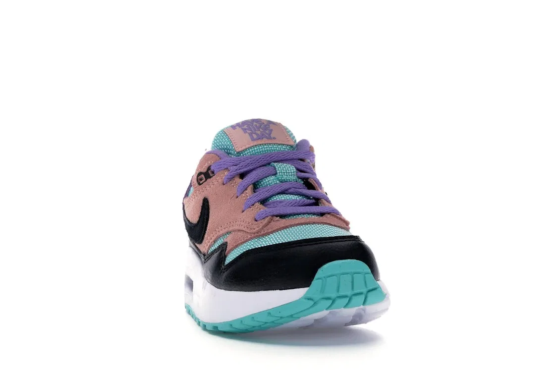Детские кроссовки с принтом Have a Nike Day Nike Air Max 1, цвет Black/White-Space Purple-Bleached Coral-Hyper Jade — фото 2