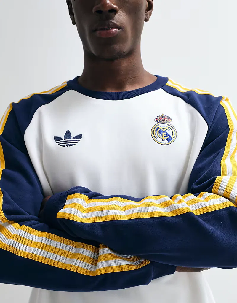 Спортивная футболка Adidas Performance Real Madrid Originals Crew Sweat белого/темно-синий — фото 3