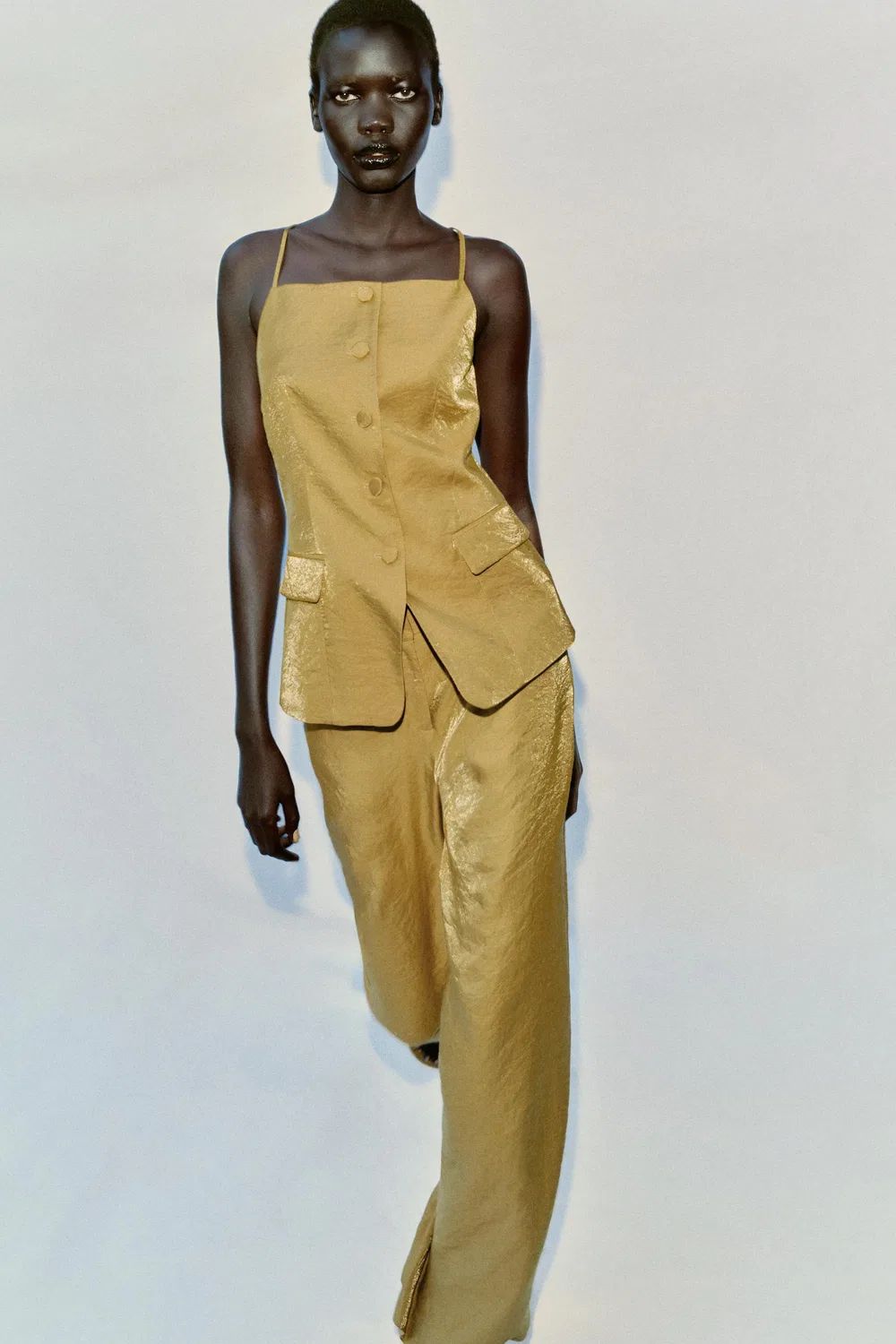 Прямые брюки с эффектом мятой ткани ZARA, Golden