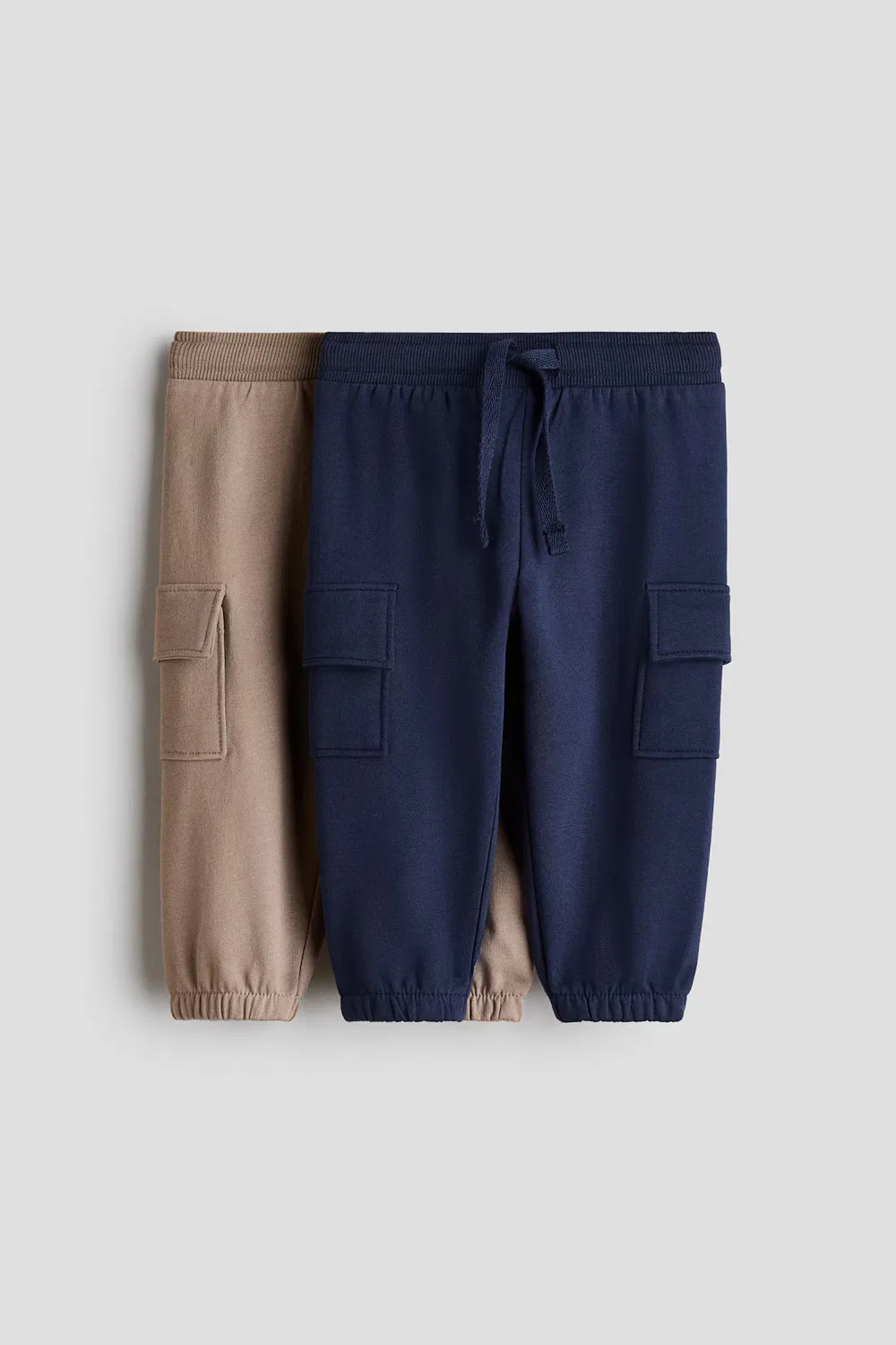 Комплект из 2 брюк-джоггеров с карманами H&M, Marineblau/Hellbeige