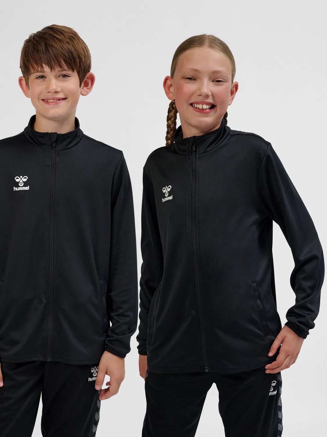 Детская куртка с высоким воротником Hmlessential Hummel, Schwarz