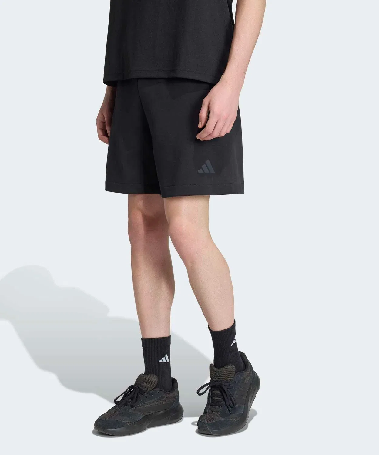 Мужские шорты-полуприлегающие с утяжкой Adidas Z.N.E., Черный
