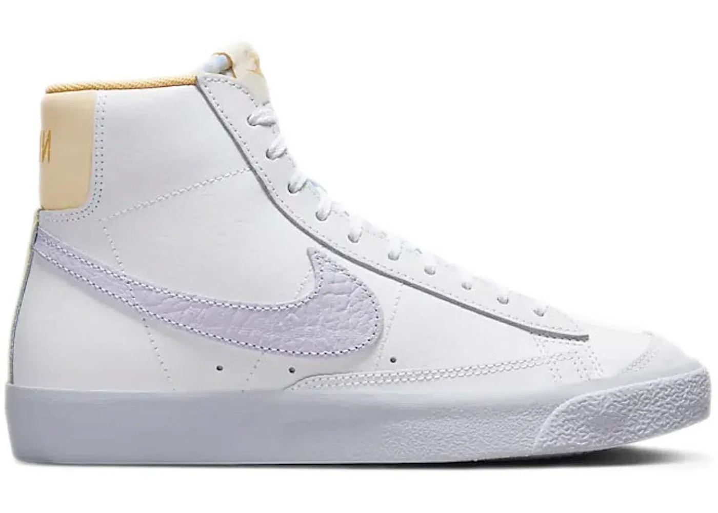 Детские кроссовки с замшевыми вставками Nike Blazer Mid 77, White/Coconut Milk/Summit White/Oxygen Purple